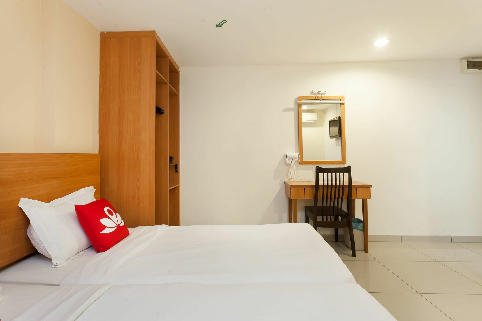 Zen Rooms My Hotel @ Sentral Kuala Lumpur Dış mekan fotoğraf